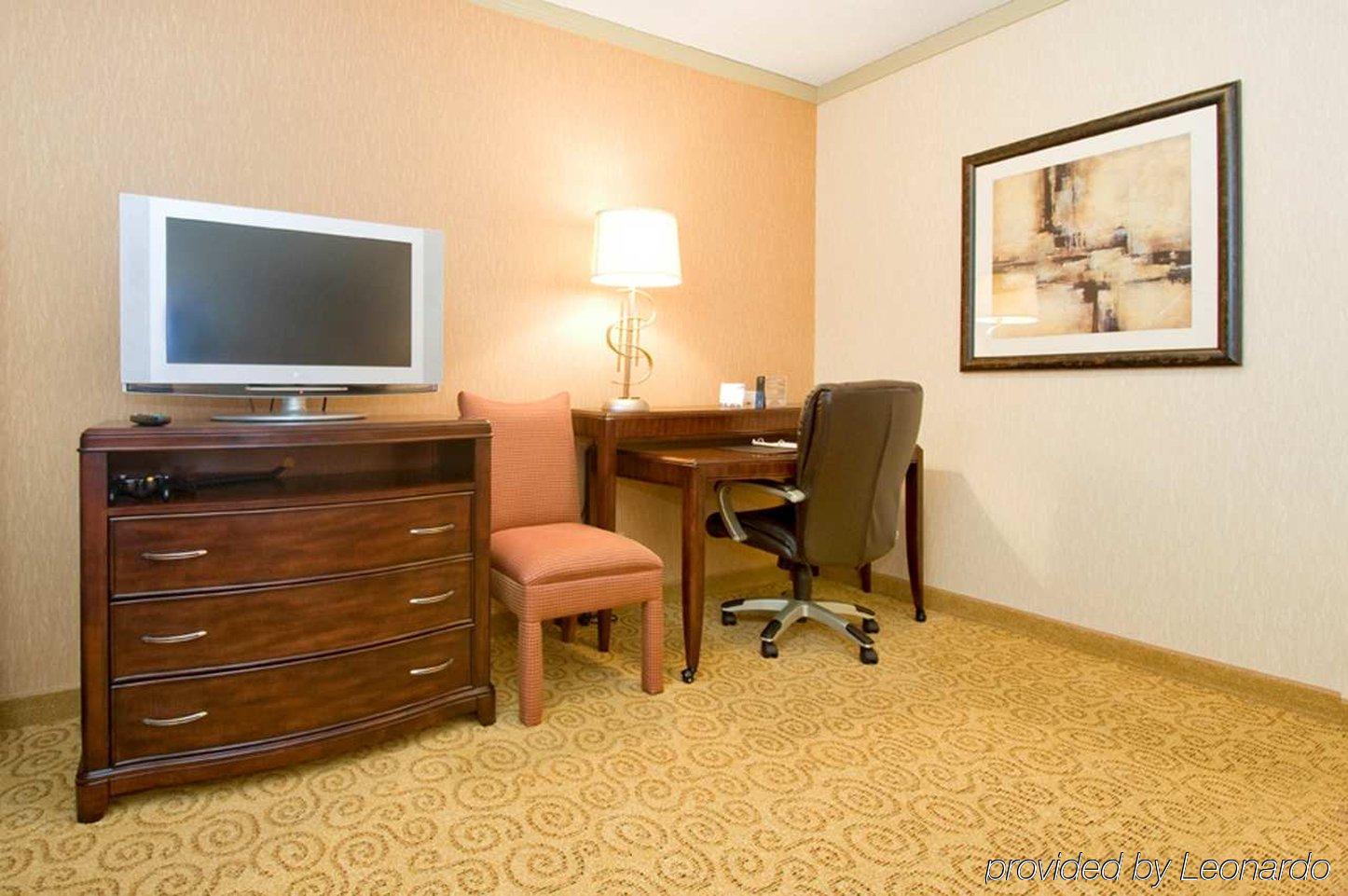 Embassy Suites By Hilton Atlanta Galleria Smyrna Kamer foto