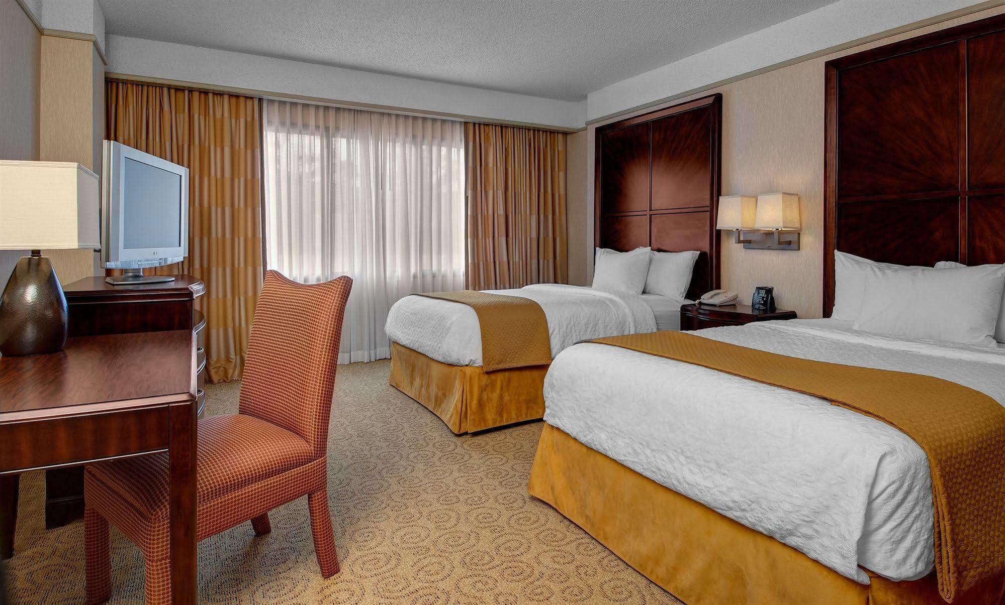 Embassy Suites By Hilton Atlanta Galleria Smyrna Buitenkant foto